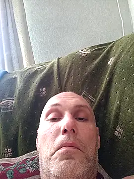 Snapshot of Pineapple04 chatting on October 2025 08:57:02 AM Pineapple04 online show from October 2025 08:57:02 AM