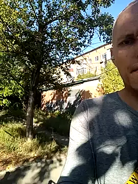Pineapple04 online show from September 2025 06:08:01 AM