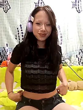 SashaGrinch online show from October 2025 04:42:02 PM