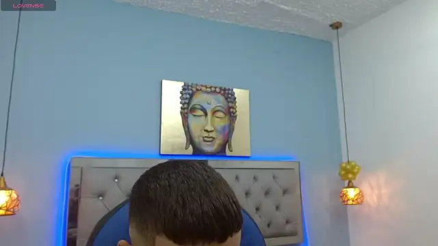 Snapshot of Xavii18 chatting on February 2025 04:27:01 PM Xavii18 online show from February 2025 04:27:01 PM