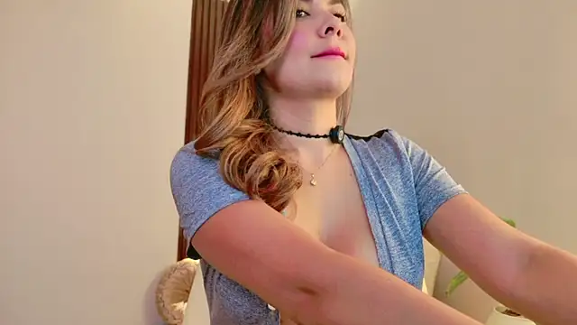 EmilyRive online show from July 2026 11:00:01 PM