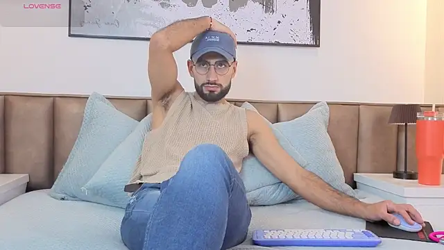 Ethan  Walker online show from April 2026 07:00:01 PM