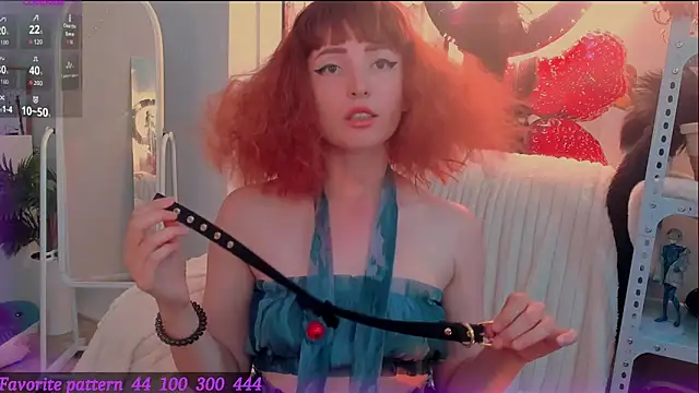 Toxic Ellies online show from June 2026 01:49:01 PM