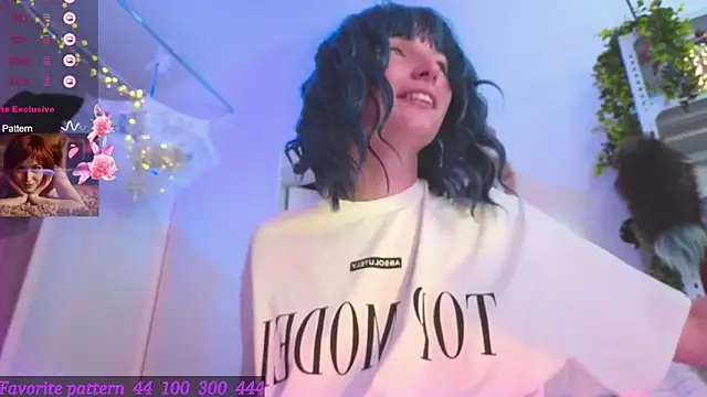 Toxic Ellies online show from June 2026 05:30:01 PM