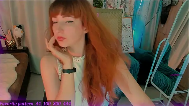 Toxic Ellies online show from May 2026 02:53:01 PM