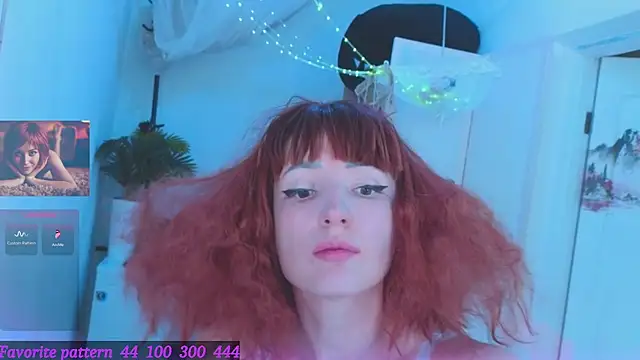 Toxic Ellies online show from June 2026 02:33:02 PM