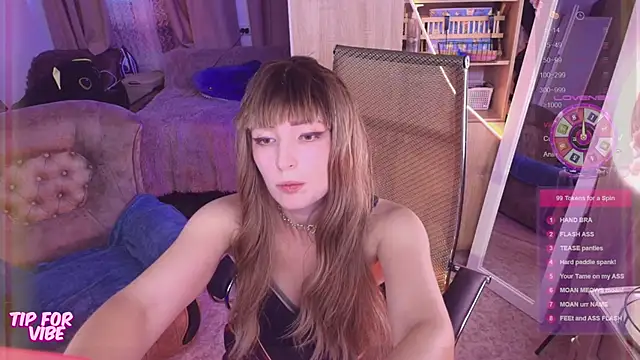 Toxic Ellies online show from September 2025 02:17:01 PM