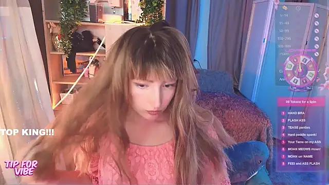 Toxic Ellies online show from September 2025 02:45:02 PM