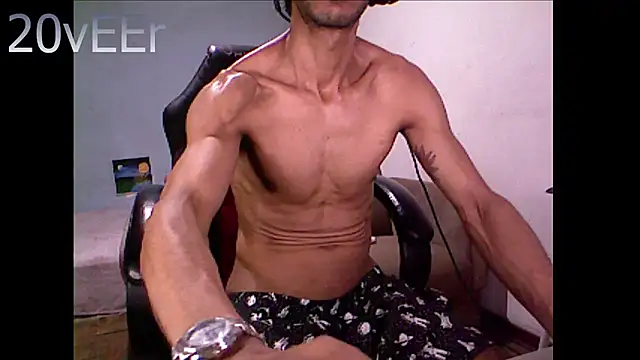 Snapshot of 20vEEr chatting on November 2025 09:19:01 PM 20vEEr online show from November 2025 09:19:01 PM