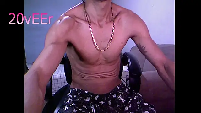 Snapshot of 20vEEr chatting on October 2025 10:08:02 PM 20vEEr online show from October 2025 10:08:02 PM