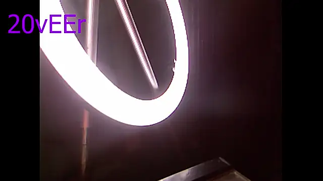 20vEEr online show from February 2026 11:04:01 PM