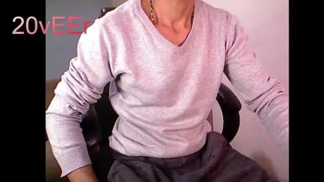 20vEEr online show from September 2025 07:38:01 PM