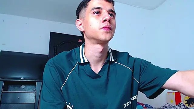 ADAM HOT online show from December 2025 12:37:02 AM