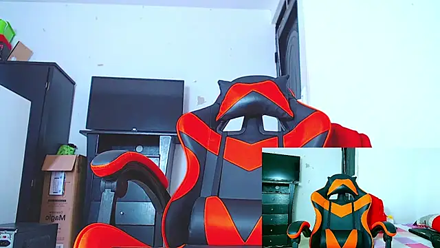 ADAM HOT online show from December 2025 09:48:02 PM