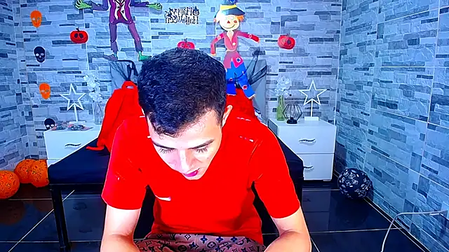 ADAM HOT online show from October 2025 11:05:01 PM