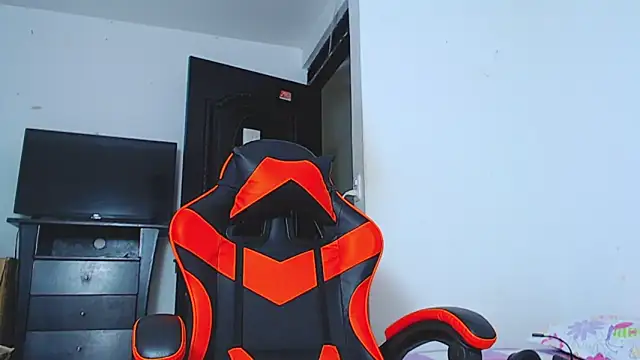 ADAM HOT online show from December 2025 12:38:02 AM