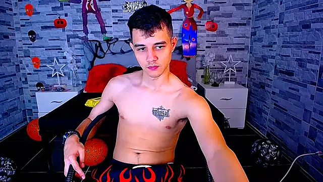 ADAM HOT online show from October 2025 08:50:02 PM