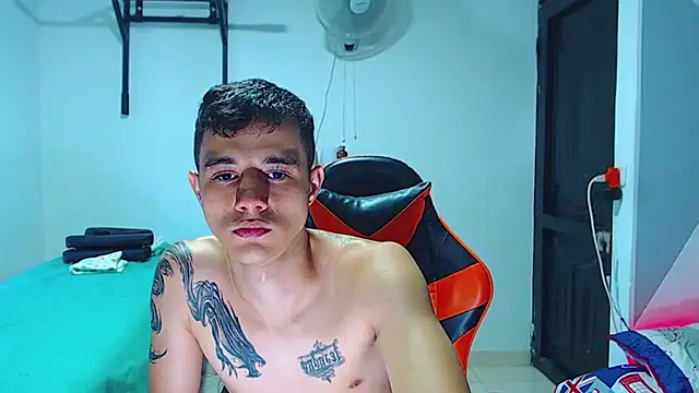 ADAM HOT online show from May 2026 10:38:02 PM