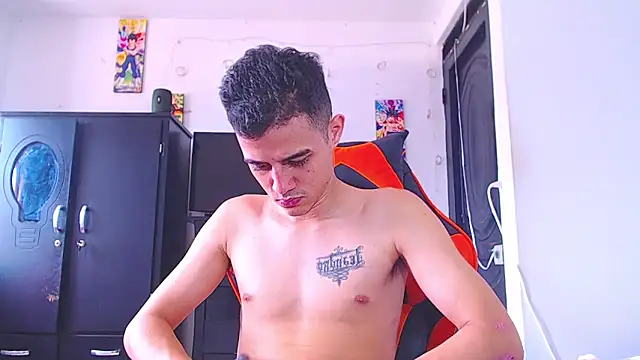 ADAM HOT online show from April 2026 04:08:02 PM