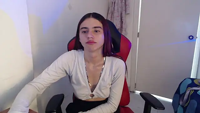 Snapshot of Maximesex chatting on June 2026 01:53:02 PM Maximesex online show from June 2026 01:53:02 PM