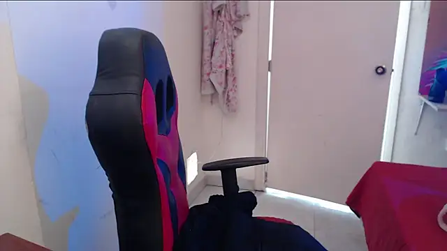 Maximesex online show from April 2026 01:39:02 PM