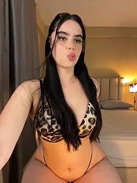 Snapshot of Mavi_Coless chatting on October 2025 01:14:01 AM Mavi Coless online show from October 2025 01:14:01 AM