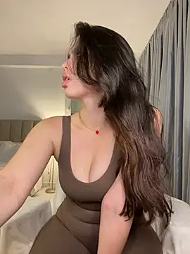 Snapshot of Mavi_Coless chatting on March 2025 04:32:01 AM Mavi Coless online show from March 2025 04:32:01 AM