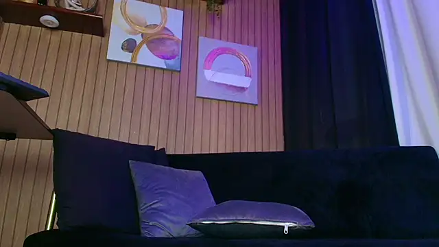 Camila Chainn online show from February 2026 08:10:02 AM