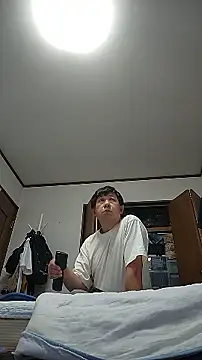 Snapshot of 07YUKIO chatting on May 2026 09:18:01 AM 07YUKIO online show from May 2026 09:18:01 AM