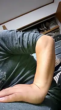 Snapshot of 07YUKIO chatting on October 2025 05:14:02 PM 07YUKIO online show from October 2025 05:14:02 PM