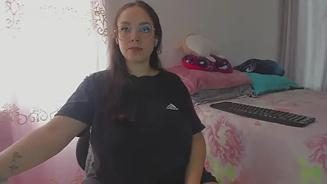 HARLEYNAPIER online show from March 2026 08:55:01 PM