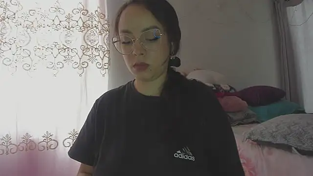 HARLEYNAPIER online show from March 2026 07:13:02 PM