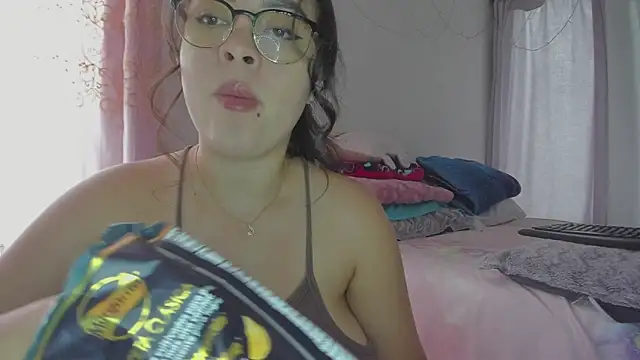 HARLEYNAPIER online show from February 2026 06:05:01 PM