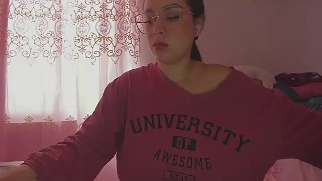 HARLEYNAPIER online show from March 2026 07:25:02 PM