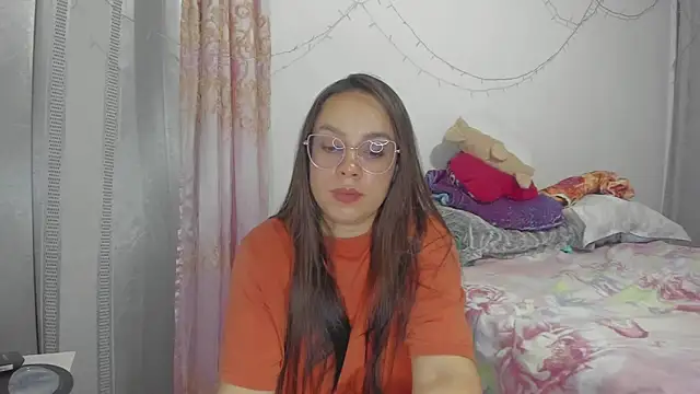HARLEYNAPIER online show from May 2026 11:44:02 PM