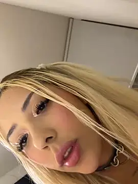 Sofy Softtt online show from June 2026 01:33:01 AM