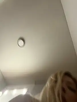 Sofy Softtt online show from April 2026 05:31:02 AM