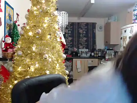 Snapshot of RainBowGirlTs115 chatting on December 2024 09:08:01 PM RainBowGirlTs115 online show from December 2024 09:08:01 PM