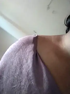 Lina-Rose online show from September 2025 01:12:01 AM