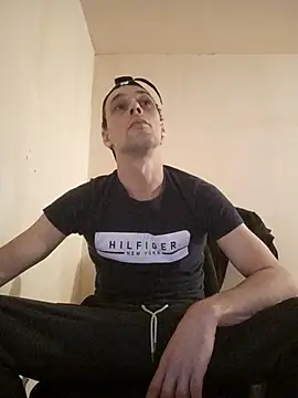 kx93 online show from December 2025 08:50:01 PM