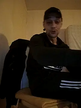 kx93 online show from December 2025 10:48:02 PM