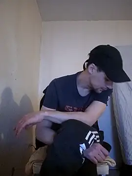 kx93 online show from December 2025 06:40:01 AM