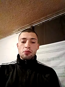 Snapshot of Suggarwhite18CM chatting on October 2025 05:09:01 AM Suggarwhite18CM online show from October 2025 05:09:01 AM