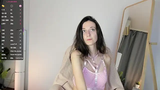 Ketty Belly online show from October 2025 10:33:02 PM