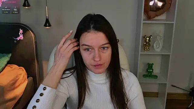 Snapshot of Alice__grace chatting on January 2025 10:41:01 PM Alice  grace online show from January 2025 10:41:01 PM