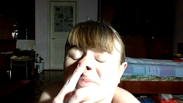 Snapshot of KlavdiaPetrivna chatting on December 2025 01:50:02 AM KlavdiaPetrivna online show from December 2025 01:50:02 AM