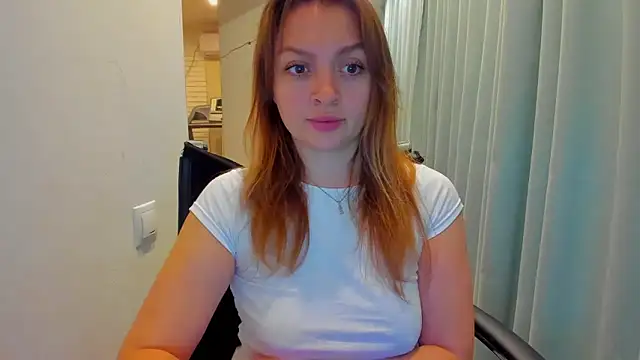 Snapshot of realfairy chatting on October 2025 07:37:01 PM realfairy online show from October 2025 07:37:01 PM