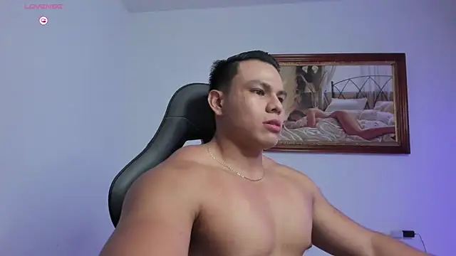 RoyConstance online show from May 2026 04:17:01 AM