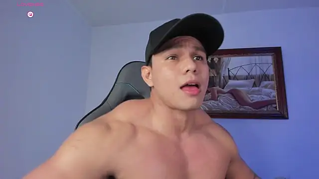 RoyConstance online show from April 2026 04:03:01 AM