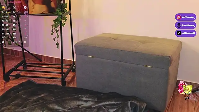 Soffimoon  online show from February 2025 11:04:01 AM